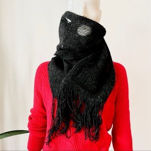 United Colors of Benetton scarf. Vintage.